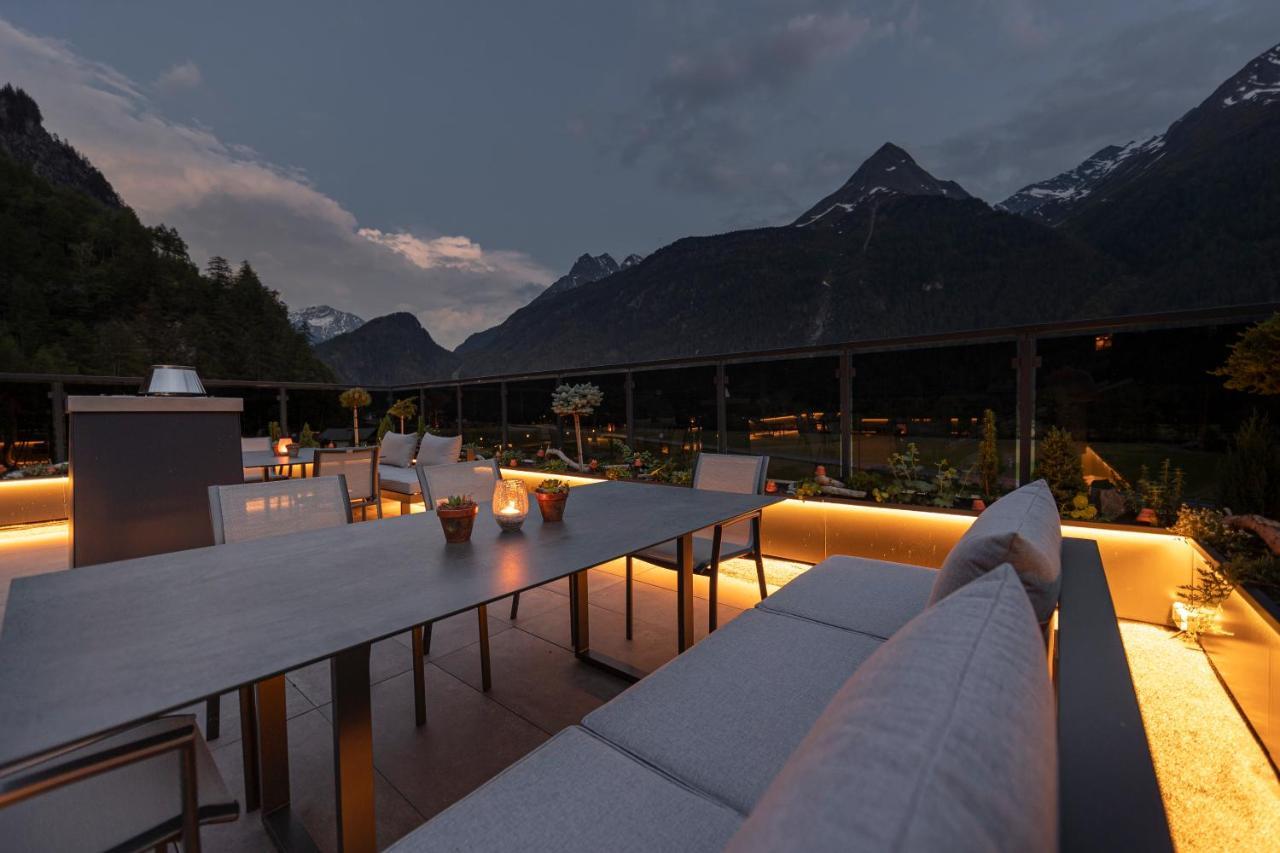 Vier Studios & Restaurant Längenfeld Exterior photo